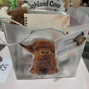 Highland Cow Gift Bag with Plush and Notebook